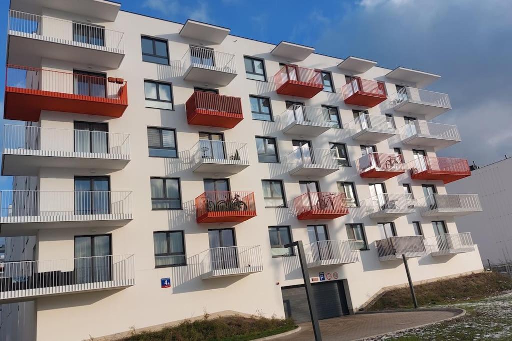 Leilighet Zyczliwy Z Garazem Warszawa