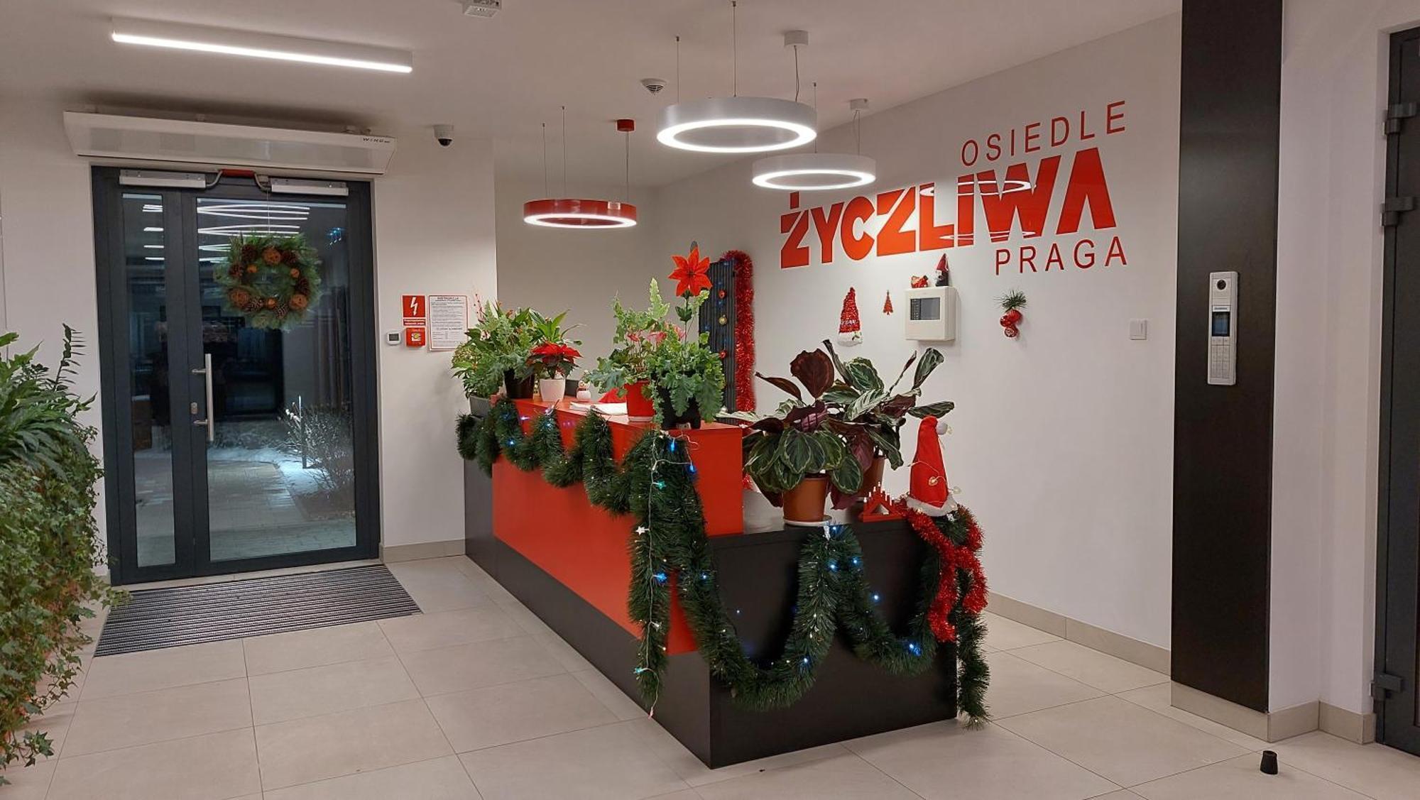 Zyczliwy Z Garazem Leilighet *